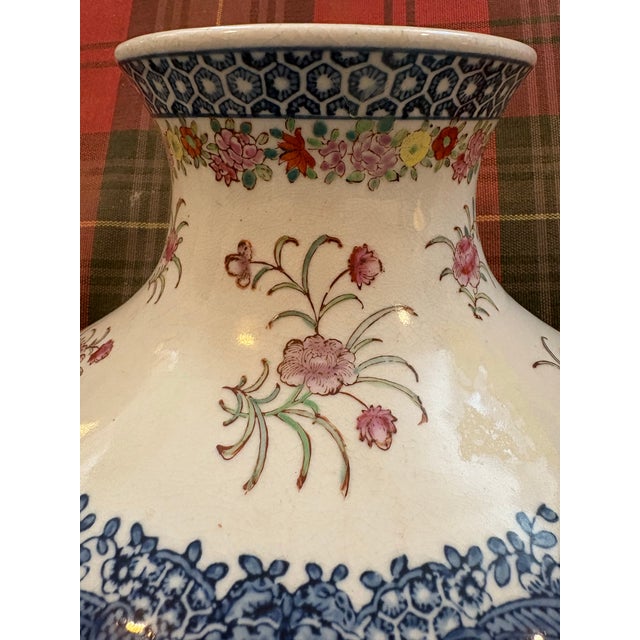 Ceramic Vintage Italian Majolica Heraldic Wall Pocket Vases – Large Hand‑Painted Pair With Crackle Glaze For Sale - Image 7 of 11