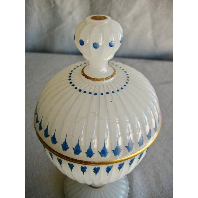 Early 19th Century French Opaline Desvignes Candy Dish For Sale - Image 4 of 7