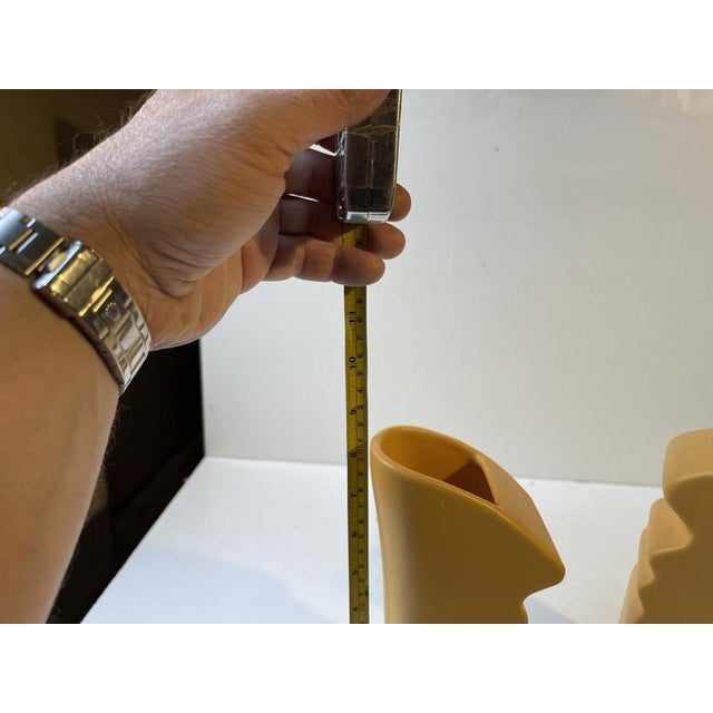 1980s Postmodern Yellow Ceramic The Kiss Vases from Asa, 1980s, Set of 2 For Sale - Image 5 of 10