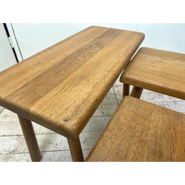 1970s Mid-Century Modern Oak Nesting Tables from Oisterwijk, Netherlands, 1970s, Set of 3 For Sale - Image 5 of 9