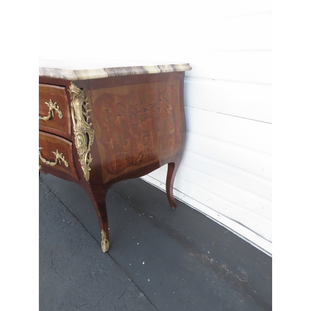 French Marble Top Bombay Serpentine Inlay Commode Dresser Bathroom Vanity 6435a For Sale - Image 12 of 17