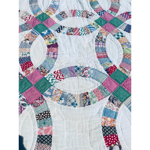 American Double Wedding Ring Quilt For Sale - Image 3 of 7