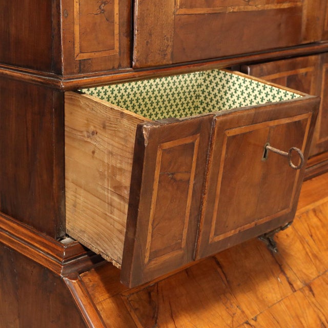 18th Century 18th Century Walnut and Burl Walnut Trumeau, Italy For Sale - Image 5 of 14