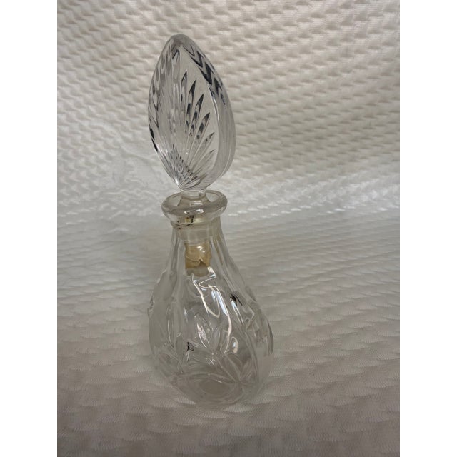 Beautifully Etched 1930s Perfume Decanter For Sale - Image 4 of 5