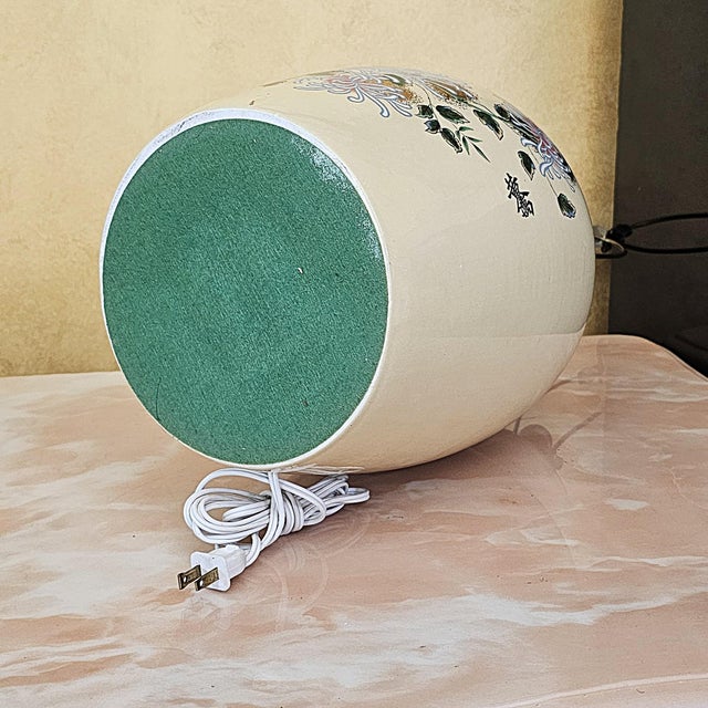 Vintage American Hand-Painted Ceramic Chrysanthemum Table Lamp With Floral Motif, Cream Glazed Porcelain, 28"h For Sale - Image 10 of 18