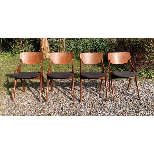 Mid-Century Modern Chairs by Arne Hovmand Olsen for Mogens Kold, 1960s, Set of 4 For Sale - Image 3 of 18