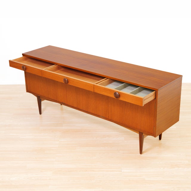 Mid Century Elliots of Newbury Teak Sideboard, England, 1960s For Sale In Los Angeles - Image 6 of 10