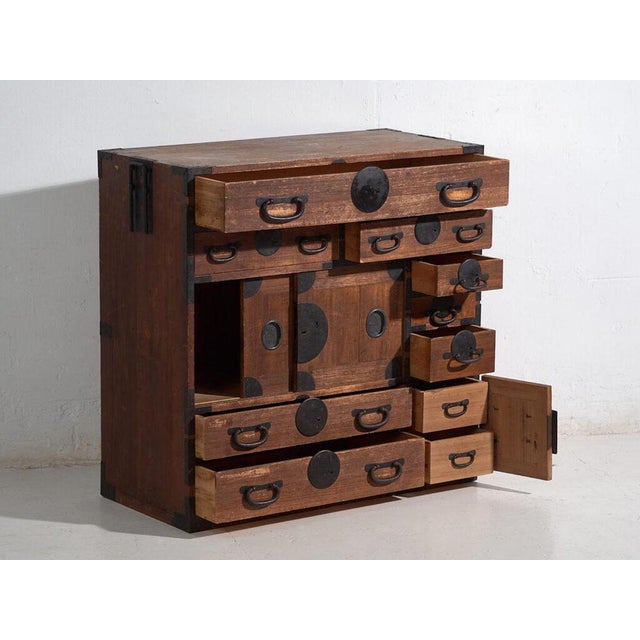 Japanese Tansu Cabinet in Wood For Sale - Image 4 of 16