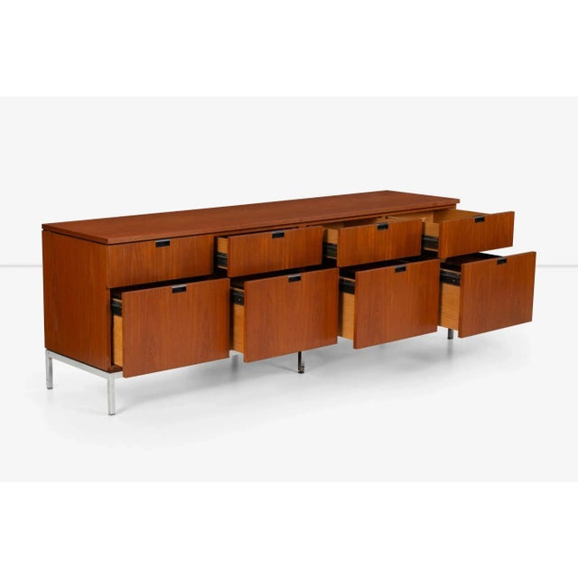1970s 1970s Florence Knoll Eight-Drawer Credenza in Teakwood For Sale - Image 5 of 9