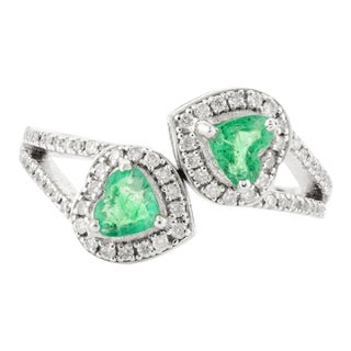 18k Authentic Heart Cut Emerald Wrap Around Finger Ring Size 6.5 For Sale