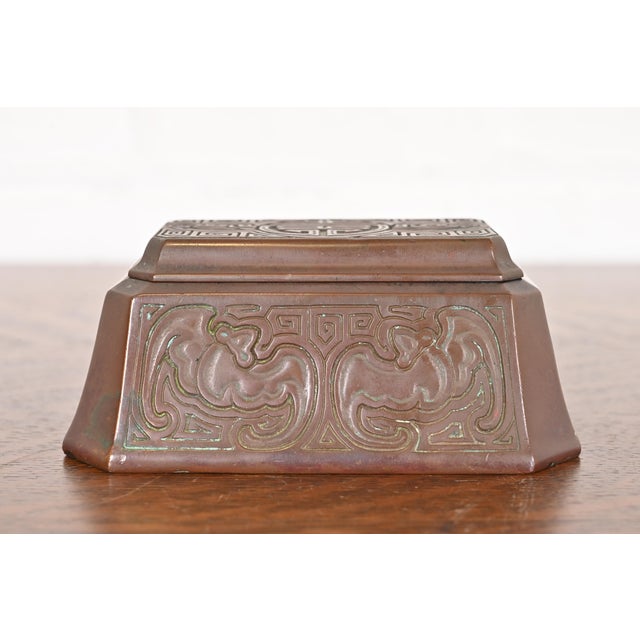 Art Deco Tiffany Studios New York Chinese Pattern Bronze Stamp Box For Sale - Image 3 of 12