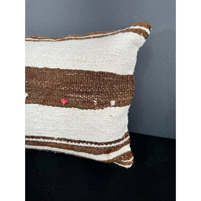 Contemporary Turkish Hemp Pillow Cushion Natural Beige Brown Pillow Cushion Cover 16 "x 24" For Sale - Image 3 of 4