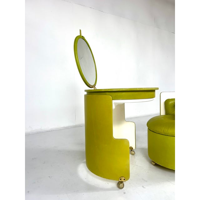 1960s Dilly Dally Vanity by Luigi Massoni for Poltrona Frau, 1968 For Sale - Image 5 of 15