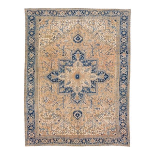 1930s Vintage Handmade Heriz Wool Rug With Medallion Motif in Peach For Sale