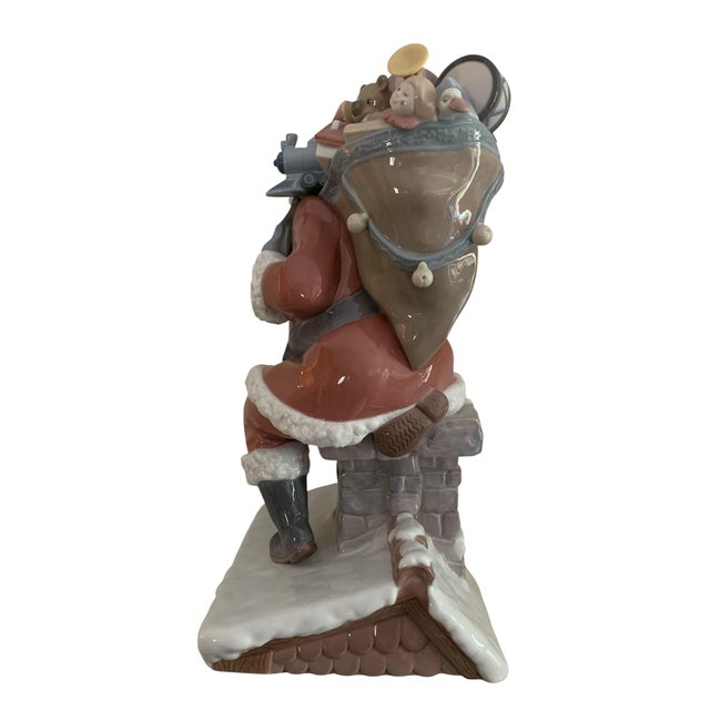 2007 Lladro Down the Chimney Santa – Figurine For Sale - Image 9 of 10