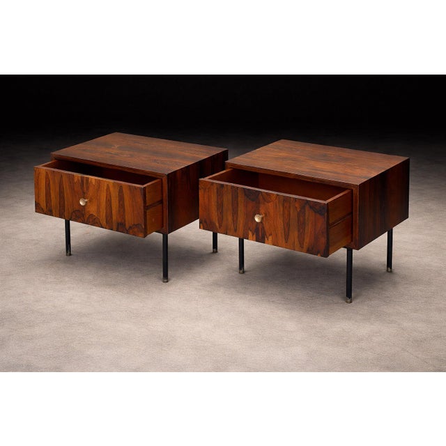 Wood Geraldo de Barros for Unilabor Pair of Brazilian Rosewood Nightstands, Brazil 1950s - Lot 904 For Sale - Image 7 of 17
