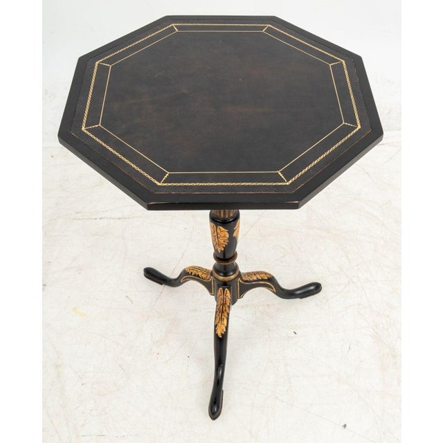 Traditional Regency Style Ebonized & Gilt Painted Tripod Table For Sale - Image 3 of 6