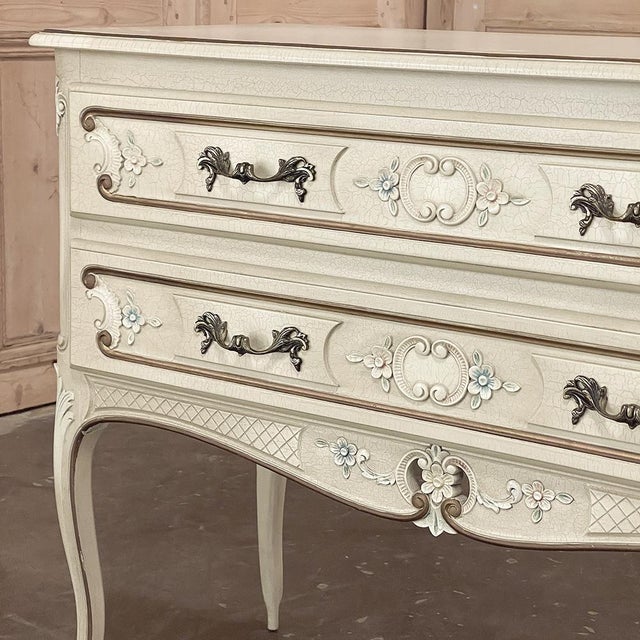 Vintage French Provincial Painted Commode For Sale - Image 14 of 18