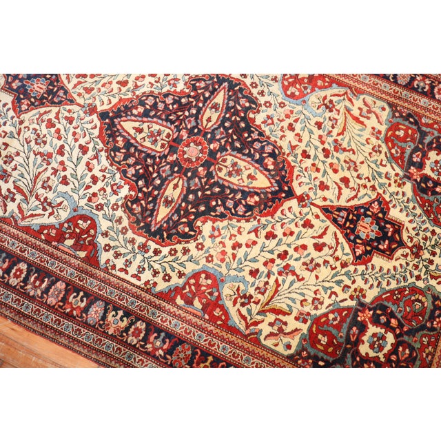 Textile 19th Century Ivory Persian Sarouk Ferehan Rug - 4'5" x 7' For Sale - Image 7 of 9