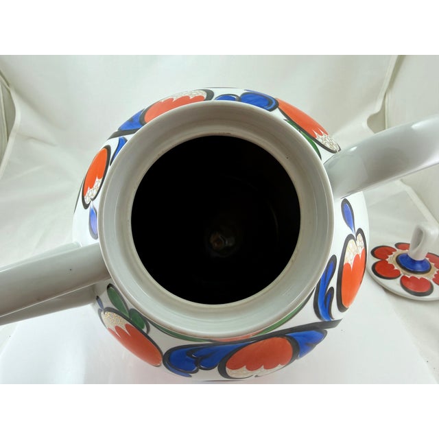 1960s Mid Century Modern Oversized Porcelain Teapot For Sale In New York - Image 6 of 7