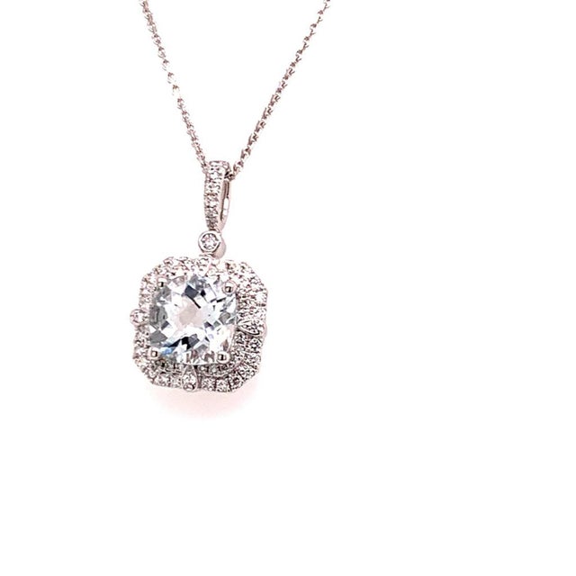 2010s Diamond Aquamarine Necklace 18k Gold 2.24 TCW Certified For Sale - Image 5 of 7
