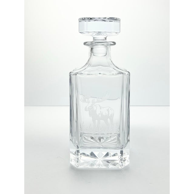 Moose Elk Antlers Etched Decanter & Old Fashion Tumbler Set, Barware - 5-Piece For Sale - Image 4 of 12