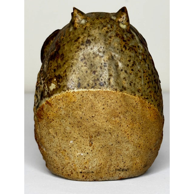 1970s British Brutalist Studio Pottery Owl With Oversized Eyes For Sale - Image 4 of 10