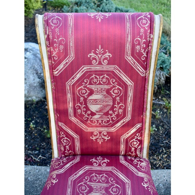 Rococo French Rococo Boudoir Side Chair Red Gold Giltwood Cabriole Leg Medallion Urn For Sale - Image 3 of 16