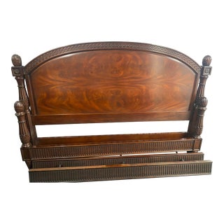 1990s Henkel Harris Low Post Mahagony King Bed For Sale