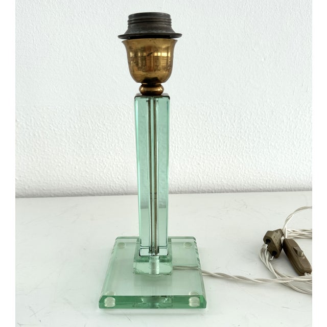 Italian Table Lamp with Green Glass and Brass Details from Fontana Arte, 1950s For Sale - Image 16 of 18