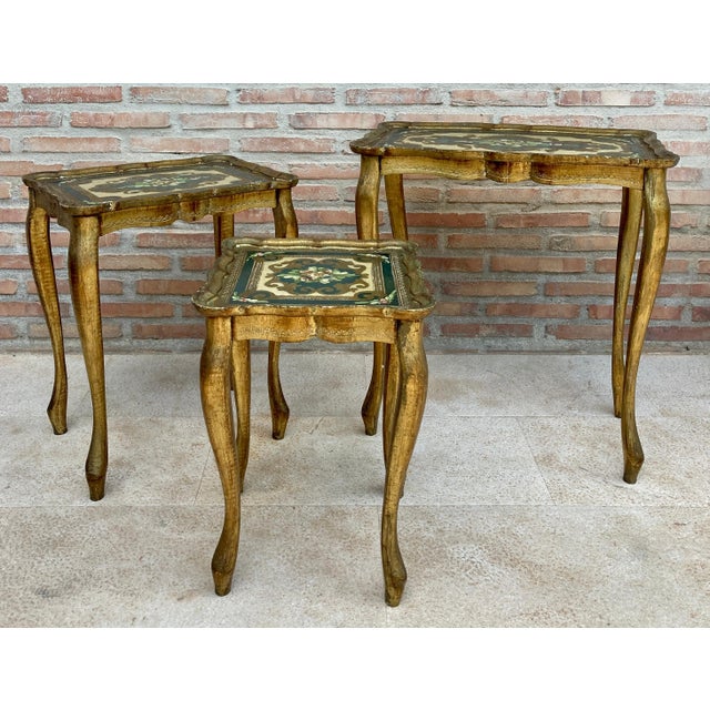 Italian Florentine Neoclassical Nesting Tables in Giltwood, 1960s, Set of 3 For Sale - Image 16 of 18