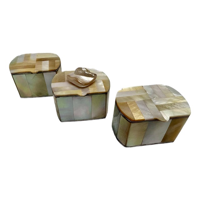 Vintage Set of Three Mother of Pearl Trinket Boxes For Sale