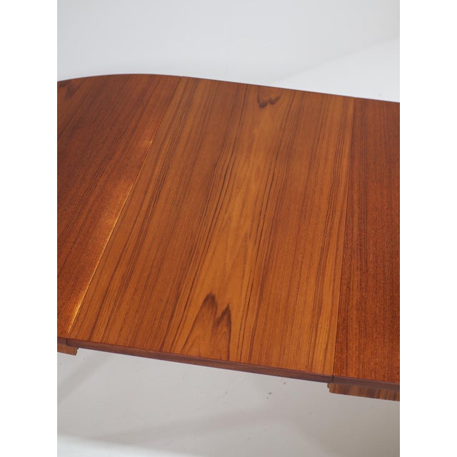 Brown Extendable Round Teak Dining Table, 1960s For Sale - Image 8 of 18