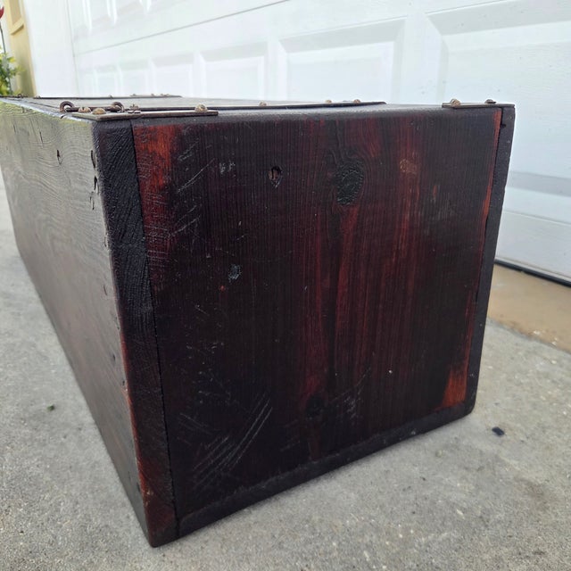 Antique Old-Growth Curly Pine Blanket Chest W/ Hand-Forged Iron Strap Hinges, C. 1880 For Sale - Image 9 of 10