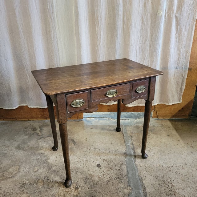 Late 19th Century Late 19th Century George II Period Oak 3 Drawer Lowboy With Pad Feet For Sale - Image 5 of 11