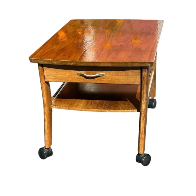 Mid-Century Modern 1960s Vintage Mid Century Modern Single Drawer End Table by Mersman For Sale - Image 3 of 8