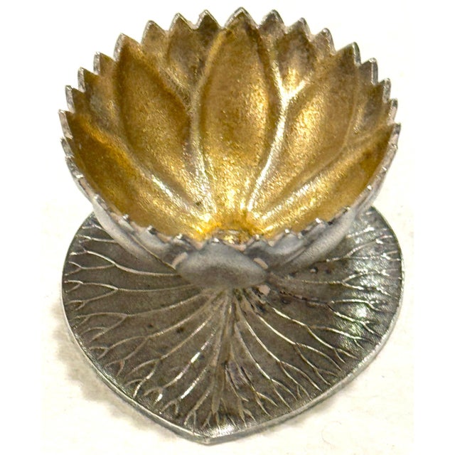 Late 19th Century 12 American Aesthetic Movement Meriden Silverplate & Goldwashed Lotus Open Salts For Sale - Image 5 of 18