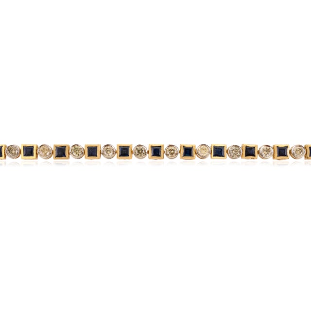 Contemporary 3.70 Ct Princess Cut Natural Blue Sapphire & Diamond Tennis Bracelet in 14k Gold For Sale - Image 3 of 14