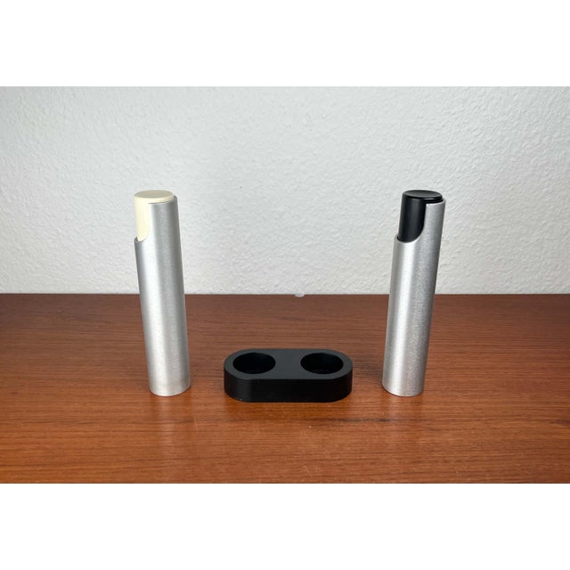 Mid-Century Modern Danish Pepper and Salt Grater by Rud Thygesen and Johnny Sørensen for Rosendahl, 1960s, Set of 2 For Sale - Image 6 of 14