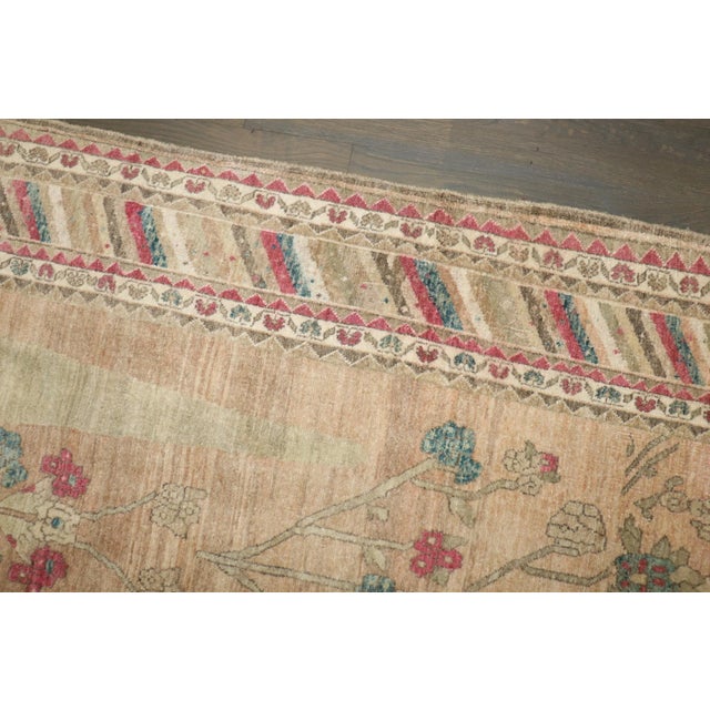 Persian Pigeon Bird Camel Bidjar Rug no. j5244 For Sale - Image 3 of 10