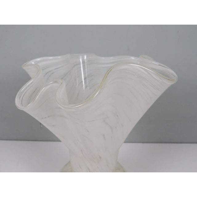 White Hand-Blown Murano Glass Vase, Italy, 1970s For Sale - Image 6 of 10