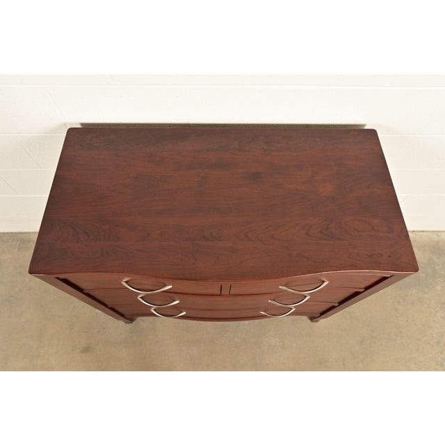 Stickley Modern Arts & Crafts Shaker Cherry Wood Four-Drawer Dresser or Chest of Drawers For Sale - Image 12 of 15