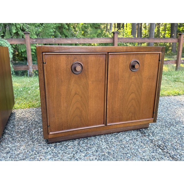 Wood Mid Century Modern Vintage Walnut Nightstands -End Tables, 2 Pieces For Sale - Image 7 of 12