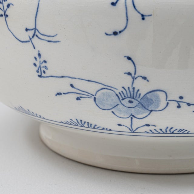 Off-white 20th Century Belgian Special Edition Porcelain Tureen With Lid For Sale - Image 8 of 18