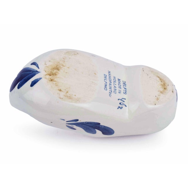 Ceramic Vintage Hand-Painted Delft Blue Dutch Clog and Windmill Ashtray Set - 4 Pieces - Made in Holland For Sale - Image 7 of 9