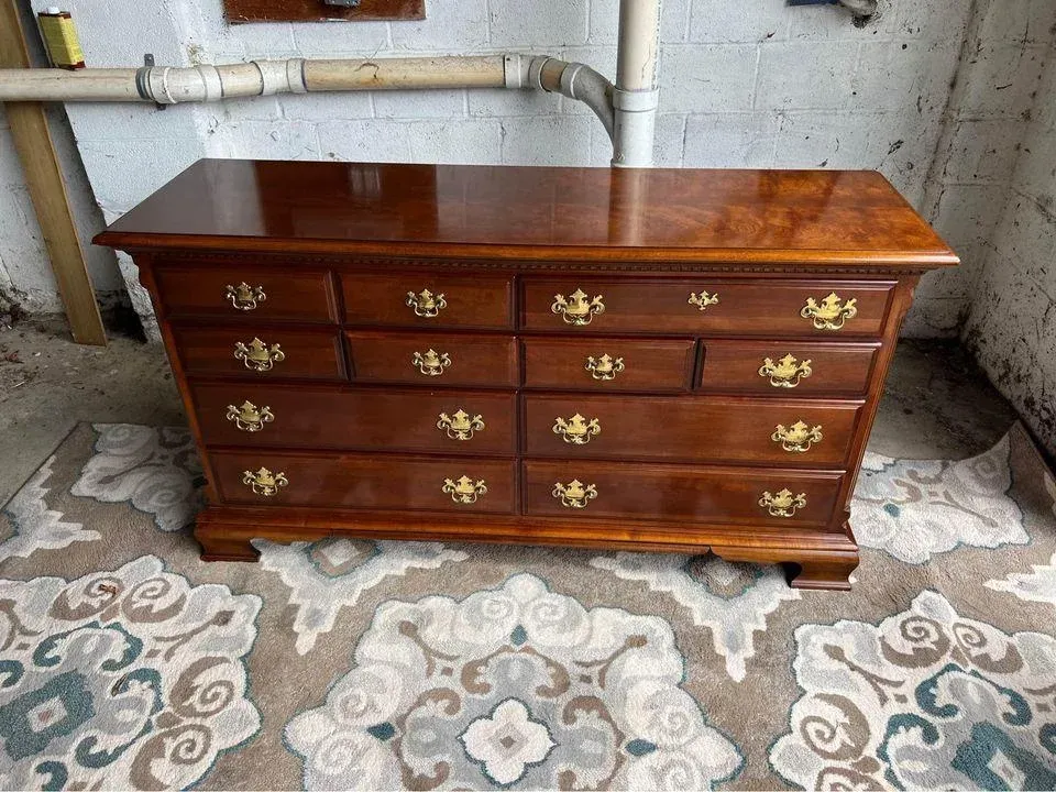 Lexington Furniture Chippendale Style Solid Cherry 9-Drawer Long Dresser  Lowboy | Chairish