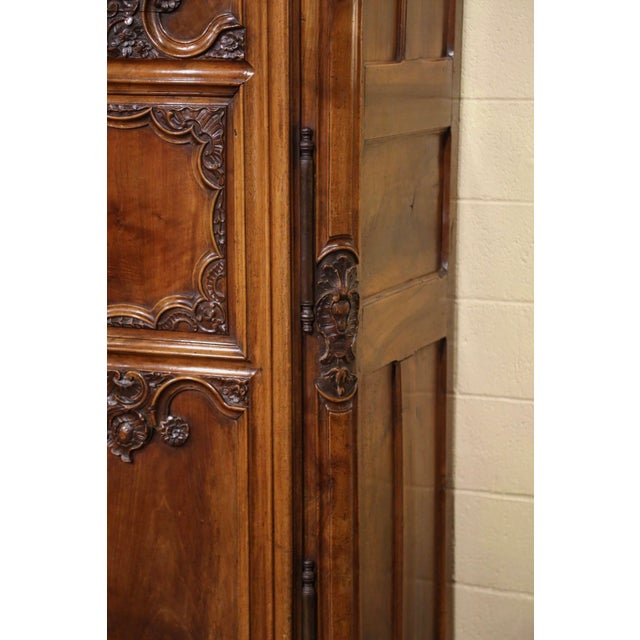 18th Century French Louis XV Carved Walnut Armoire From Lyon For Sale - Image 17 of 18
