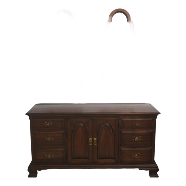 Pennsylvania House Cherry Dresser W. Pair of Mirrors For Sale