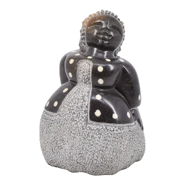 Early 20th Century Shona Stone Woman Sculpture In The Style of Colleen For Sale