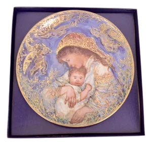 Gold Encrusted Edna Hibel Accent Plate, 1995